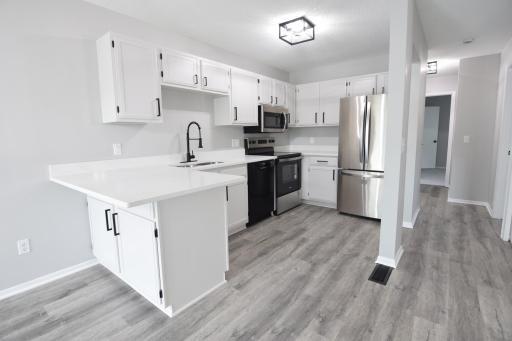 831 Evergreen Circle, Burnsville, MN 55337