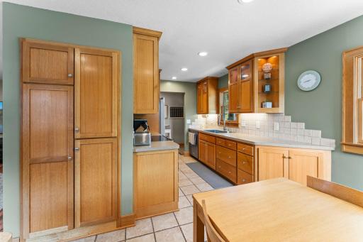 8208 Abbott Avenue S, Minneapolis, MN 55431