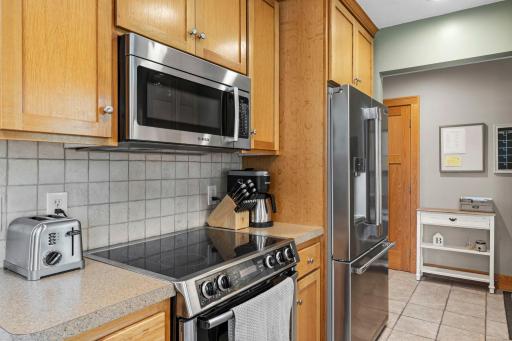 8208 Abbott Avenue S, Minneapolis, MN 55431
