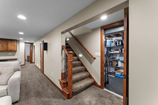 8208 Abbott Avenue S, Minneapolis, MN 55431