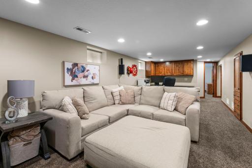 8208 Abbott Avenue S, Minneapolis, MN 55431