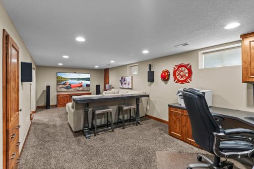 8208 Abbott Avenue S, Minneapolis, MN 55431