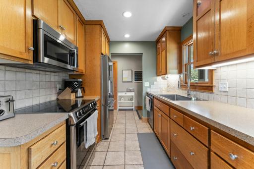 8208 Abbott Avenue S, Minneapolis, MN 55431