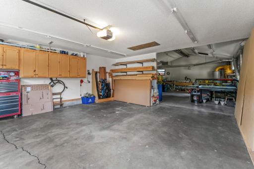 8208 Abbott Avenue S, Minneapolis, MN 55431