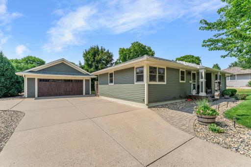 8208 Abbott Avenue S, Minneapolis, MN 55431