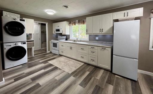 616 Tindolph Avenue S, Thief River Falls, MN 56701