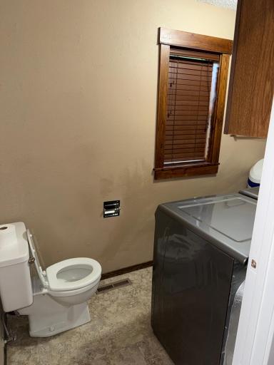 1007 2nd Street SE, Roseau, MN 56751