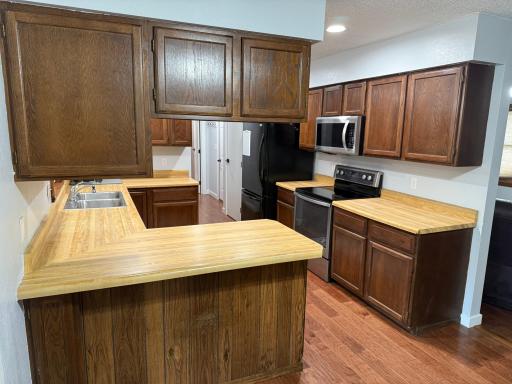 1007 2nd Street SE, Roseau, MN 56751
