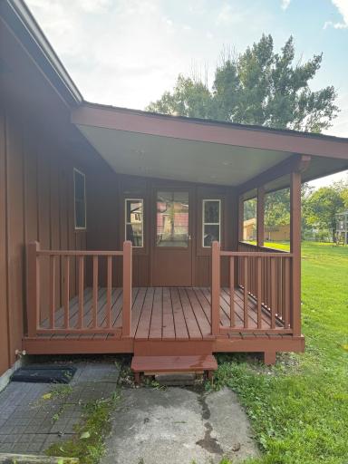 1007 2nd Street SE, Roseau, MN 56751