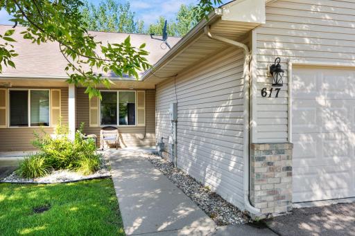 617 Meadow Lane, Norwood Young America, MN 55397