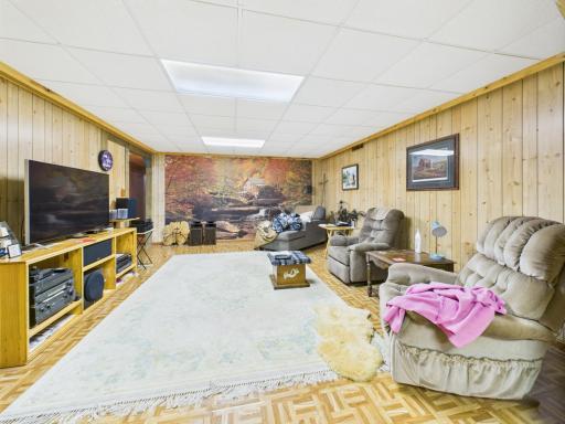 21594 Memorial Drive, Glenwood, MN 56334