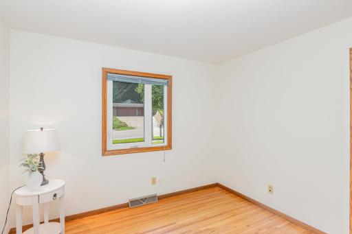 136 White Bear Avenue N, Saint Paul, MN 55106