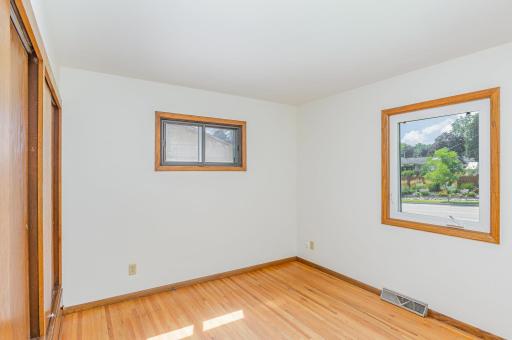136 White Bear Avenue N, Saint Paul, MN 55106