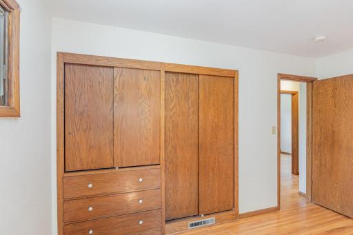 136 White Bear Avenue N, Saint Paul, MN 55106