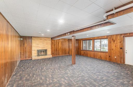 136 White Bear Avenue N, Saint Paul, MN 55106