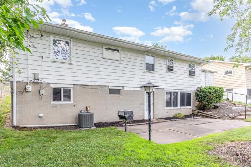 136 White Bear Avenue N, Saint Paul, MN 55106
