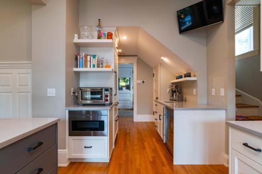 976 Lincoln Avenue, Saint Paul, MN 55105