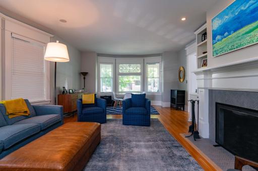 976 Lincoln Avenue, Saint Paul, MN 55105