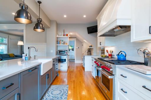 976 Lincoln Avenue, Saint Paul, MN 55105