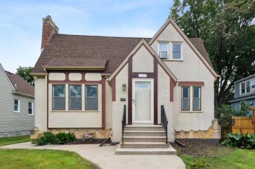 4428 Park Avenue, Minneapolis, MN 55407