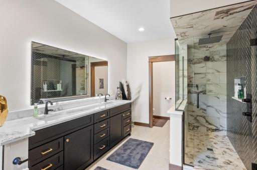 719 Glacier Avenue, Alexandria, MN 56308