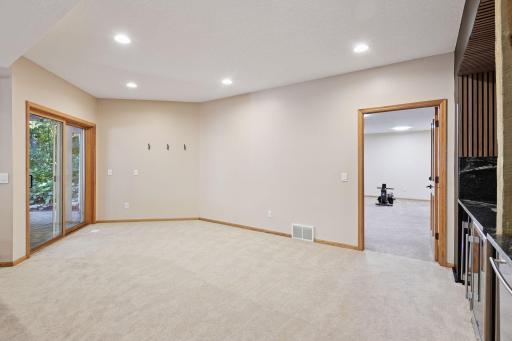 14709 White Oak Drive, Burnsville, MN 55337