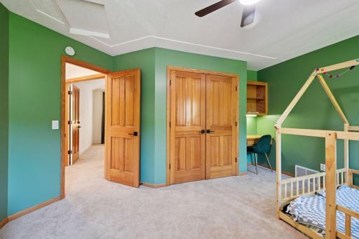14709 White Oak Drive, Burnsville, MN 55337