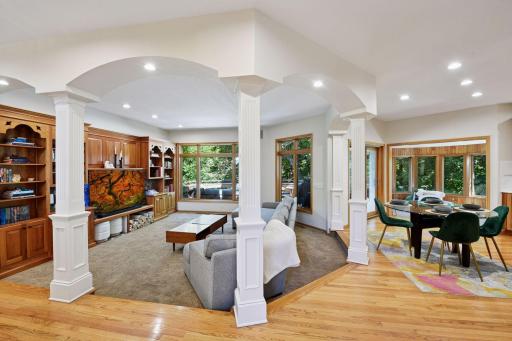 14709 White Oak Drive, Burnsville, MN 55337