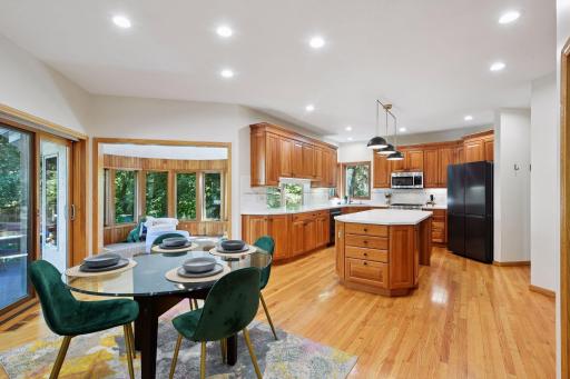 Light and airy informal dining & kitchen