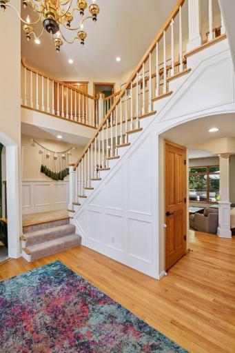 14709 White Oak Drive, Burnsville, MN 55337