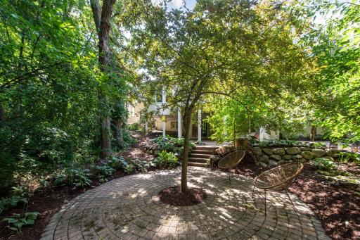 14709 White Oak Drive, Burnsville, MN 55337