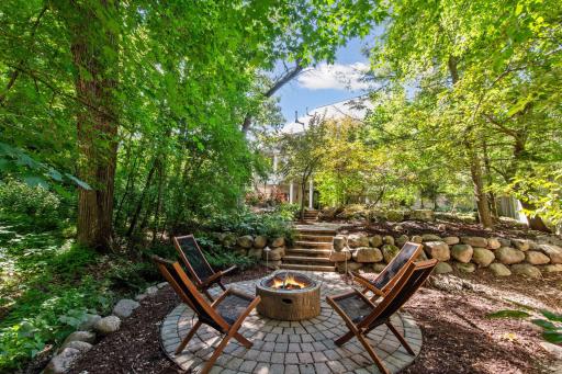 14709 White Oak Drive, Burnsville, MN 55337