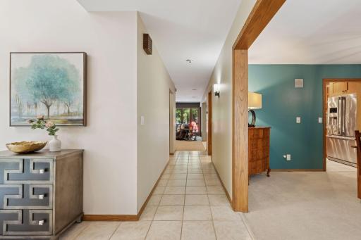 1349 Tamberwood Trail, Woodbury, MN 55125