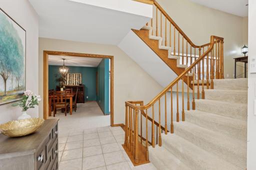 1349 Tamberwood Trail, Woodbury, MN 55125