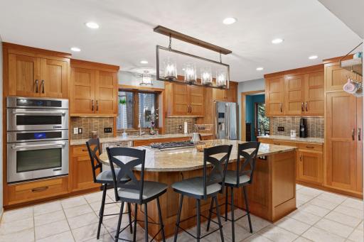 1349 Tamberwood Trail, Woodbury, MN 55125