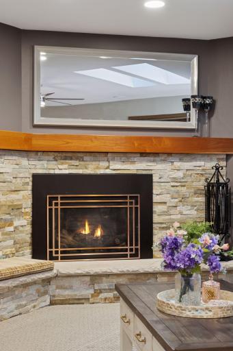 1349 Tamberwood Trail, Woodbury, MN 55125