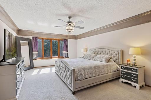 1349 Tamberwood Trail, Woodbury, MN 55125