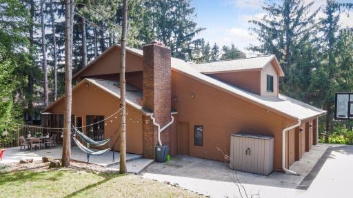 1349 Tamberwood Trail, Woodbury, MN 55125