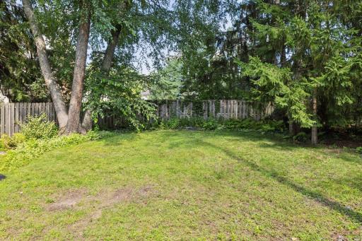 1349 Tamberwood Trail, Woodbury, MN 55125