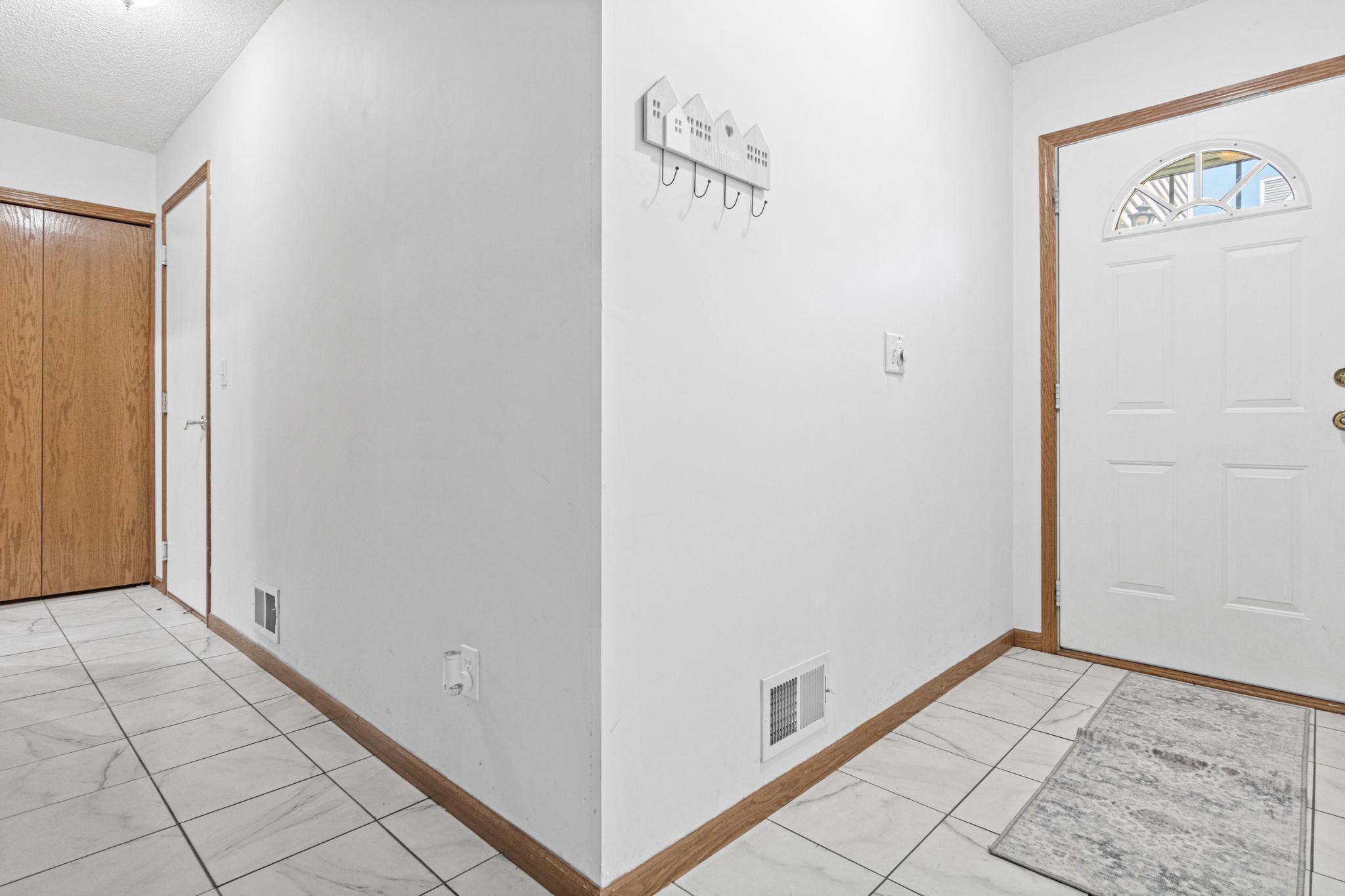 10940 Johnson St NE, Blaine-2.jpg
