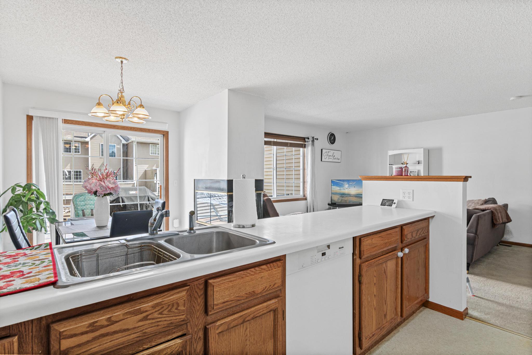 10940 Johnson St NE, Blaine-14.jpg
