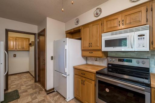 1614 Lesueur Avenue, Mankato, MN 56001