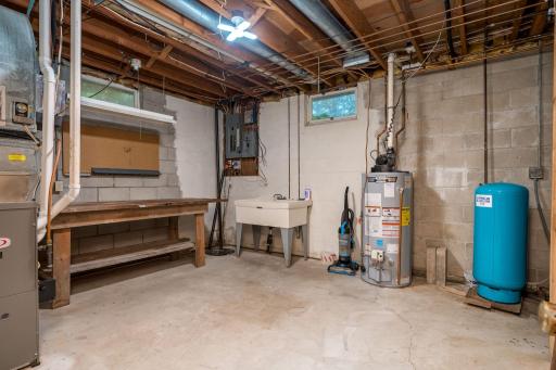1614 Lesueur Avenue, Mankato, MN 56001