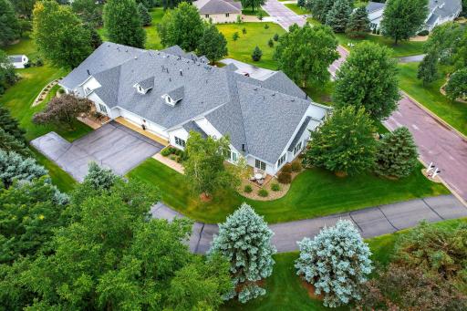 1301 Pine Pointe Curve, Saint Peter, MN 56082