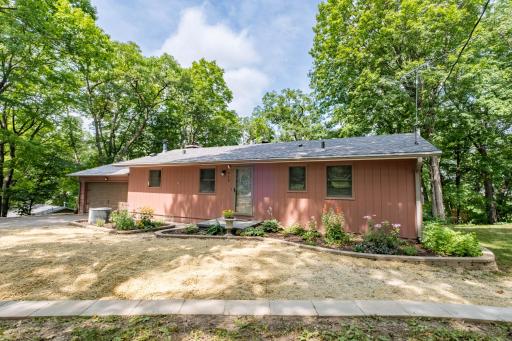 915 1st Street NW, Oronoco, MN 55960