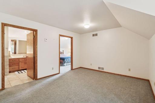 28075 Zuni Street NW, Isanti, MN 55040
