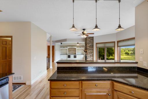 23371 Grandview Trail, Lakeville, MN 55044