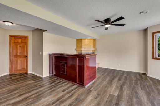 23371 Grandview Trail, Lakeville, MN 55044