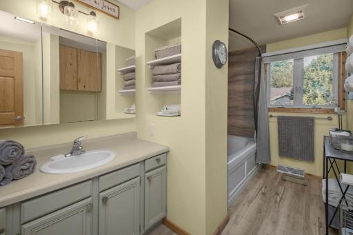 15041 Butternut Lane, Burnsville, MN 55306