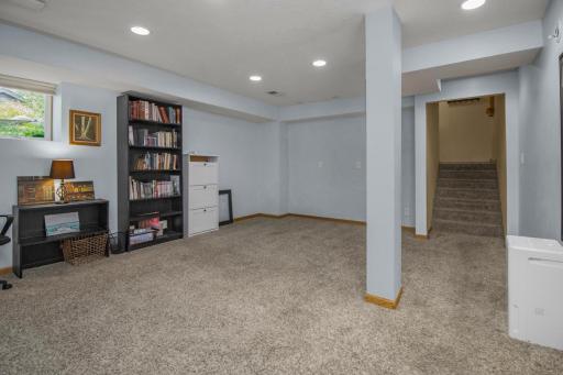 15041 Butternut Lane, Burnsville, MN 55306